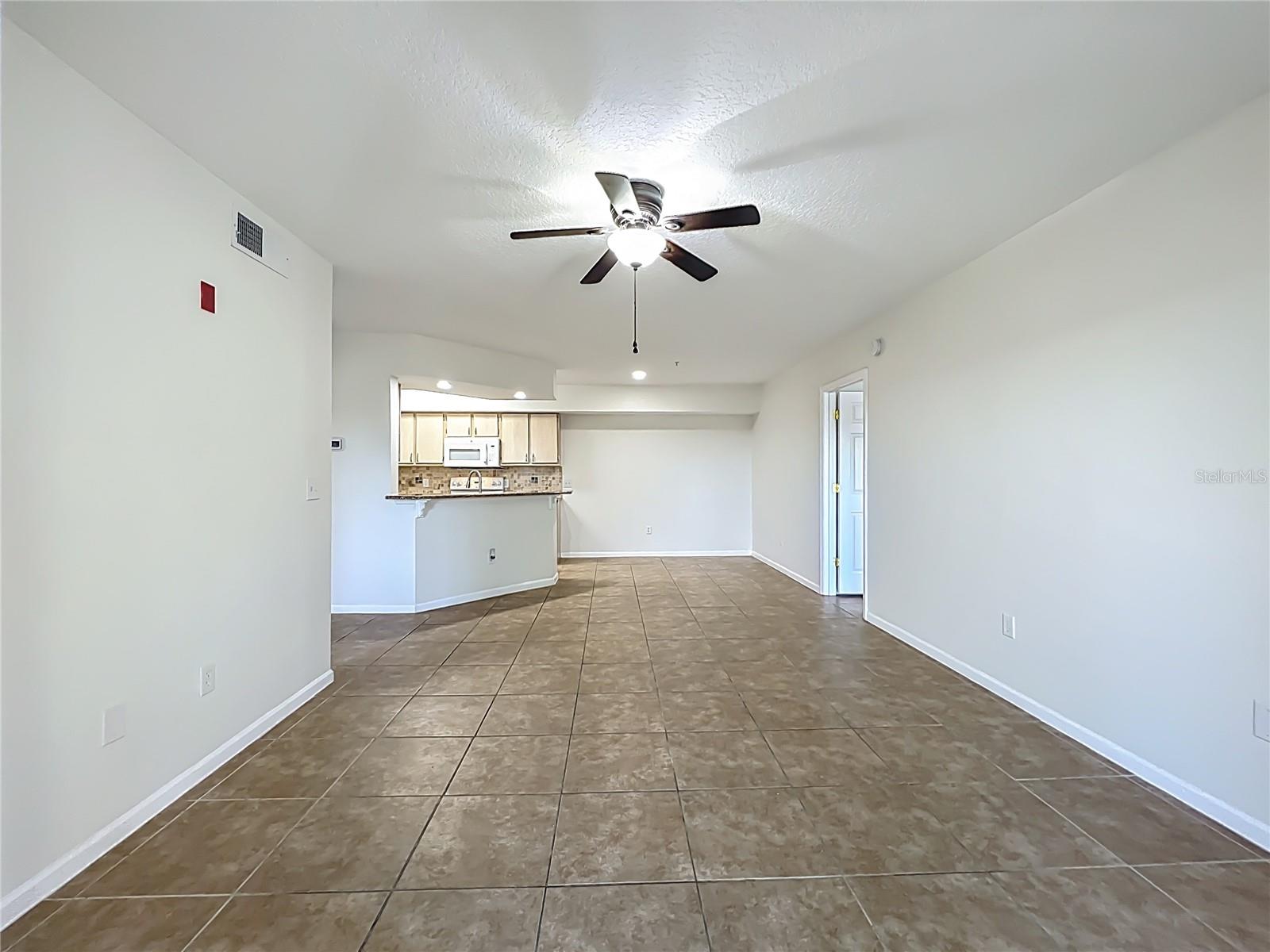 CREST/WATERFORD LAKES - Residential