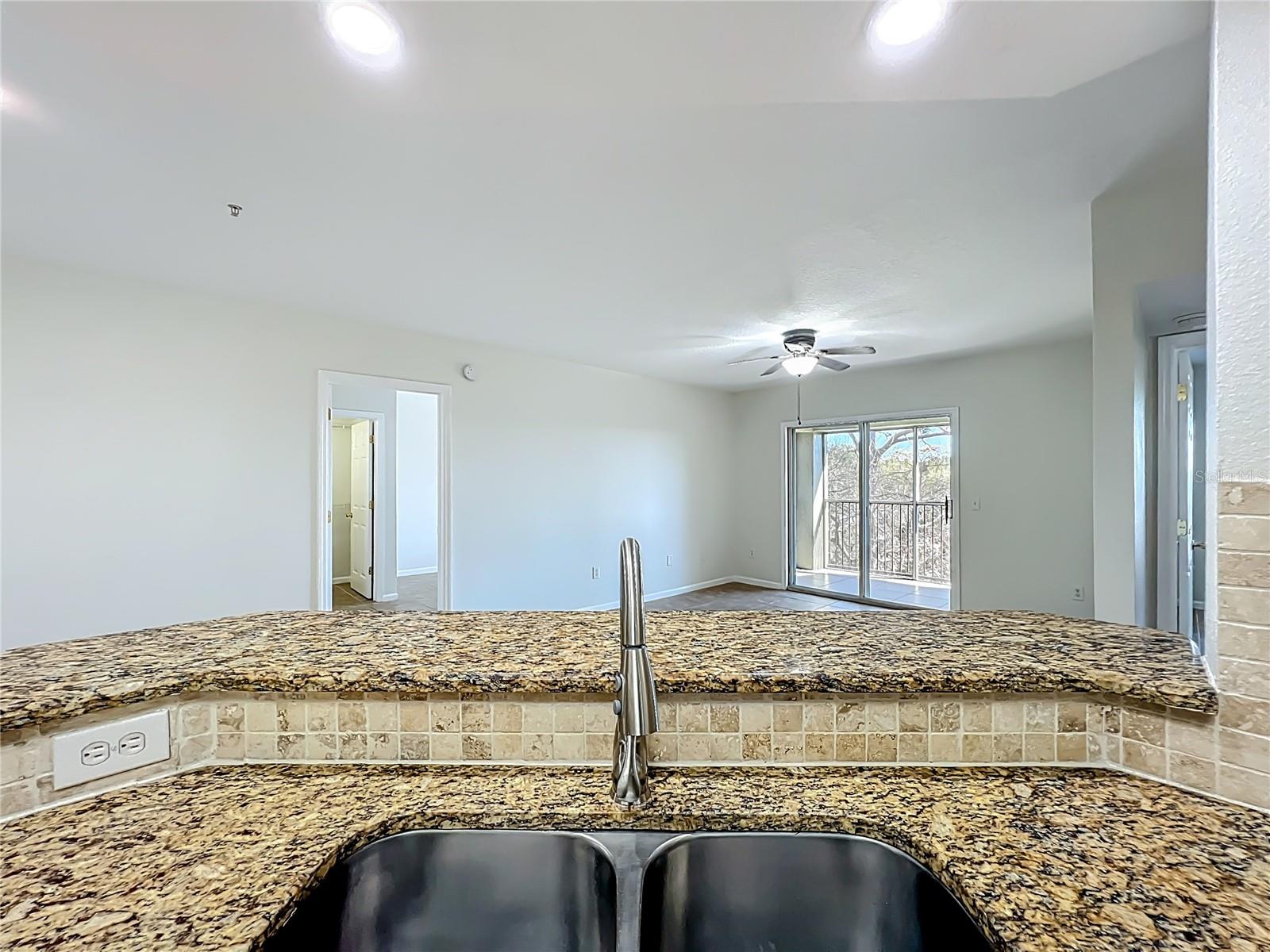 CREST/WATERFORD LAKES - Residential