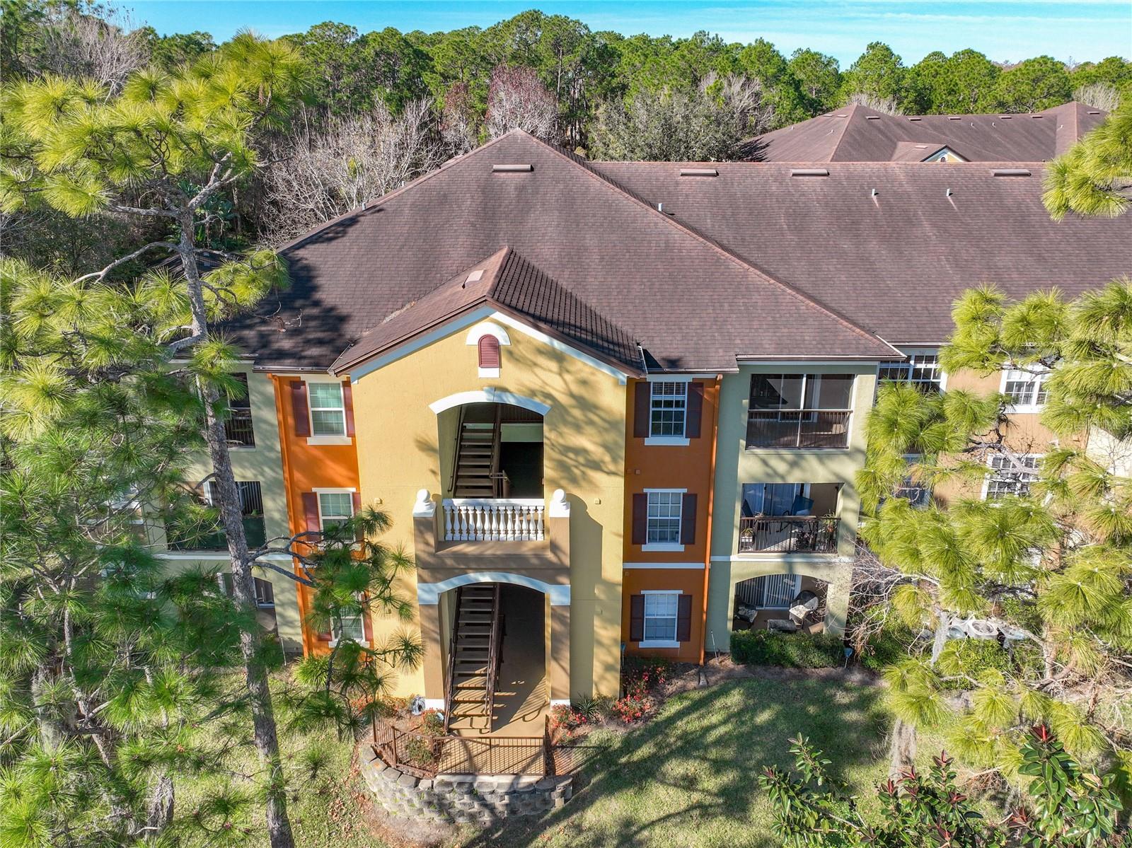 CREST/WATERFORD LAKES - Residential