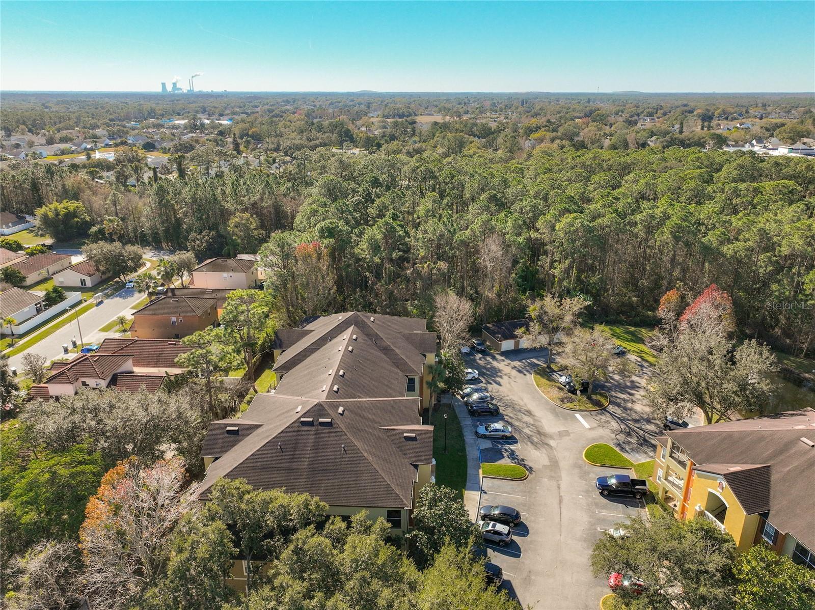 CREST/WATERFORD LAKES - Residential