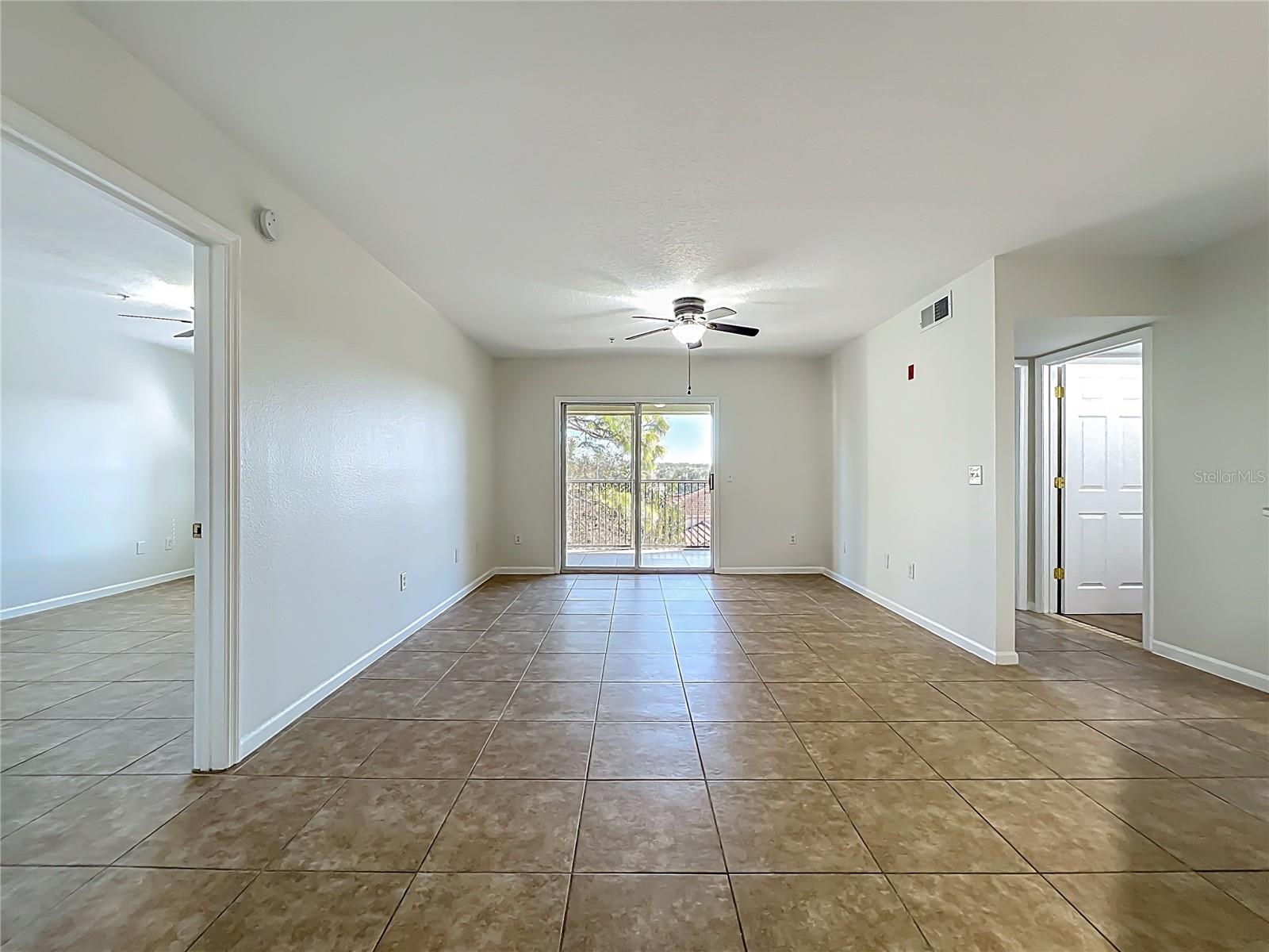 CREST/WATERFORD LAKES - Residential