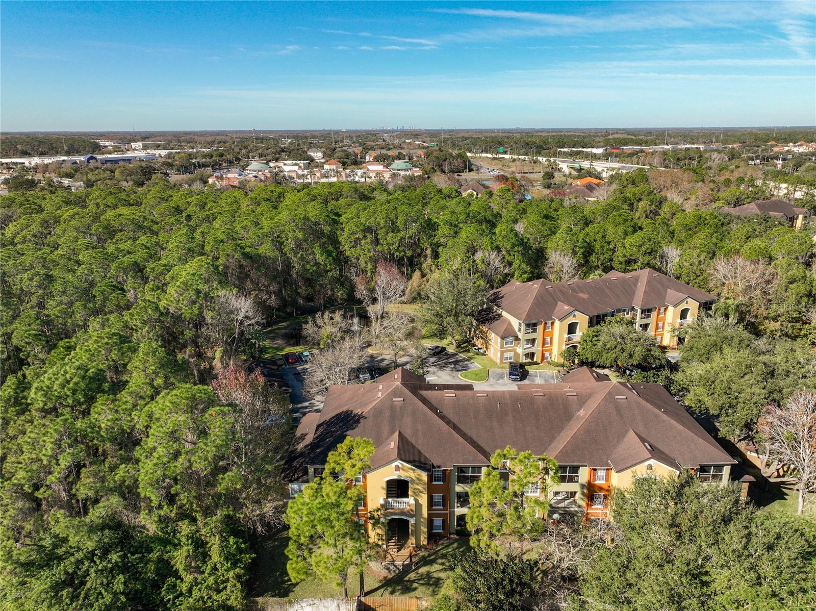 CREST/WATERFORD LAKES - Residential