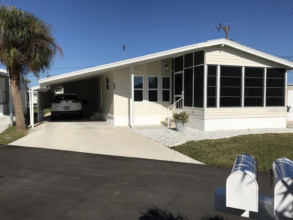 Photo of 2081 Detroiter Street, Sarasota, FL 34231 (MLS # A4681854)