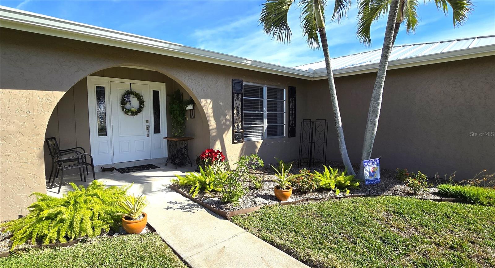 1022 LUCIA DRIVE