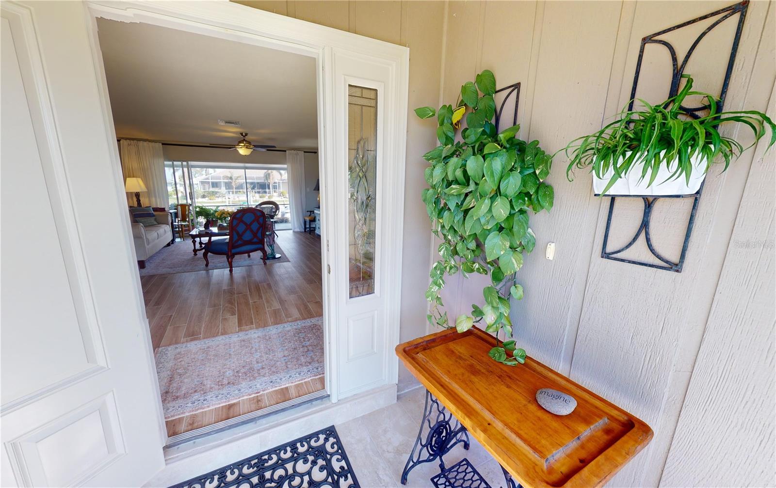 1022 LUCIA DRIVE
