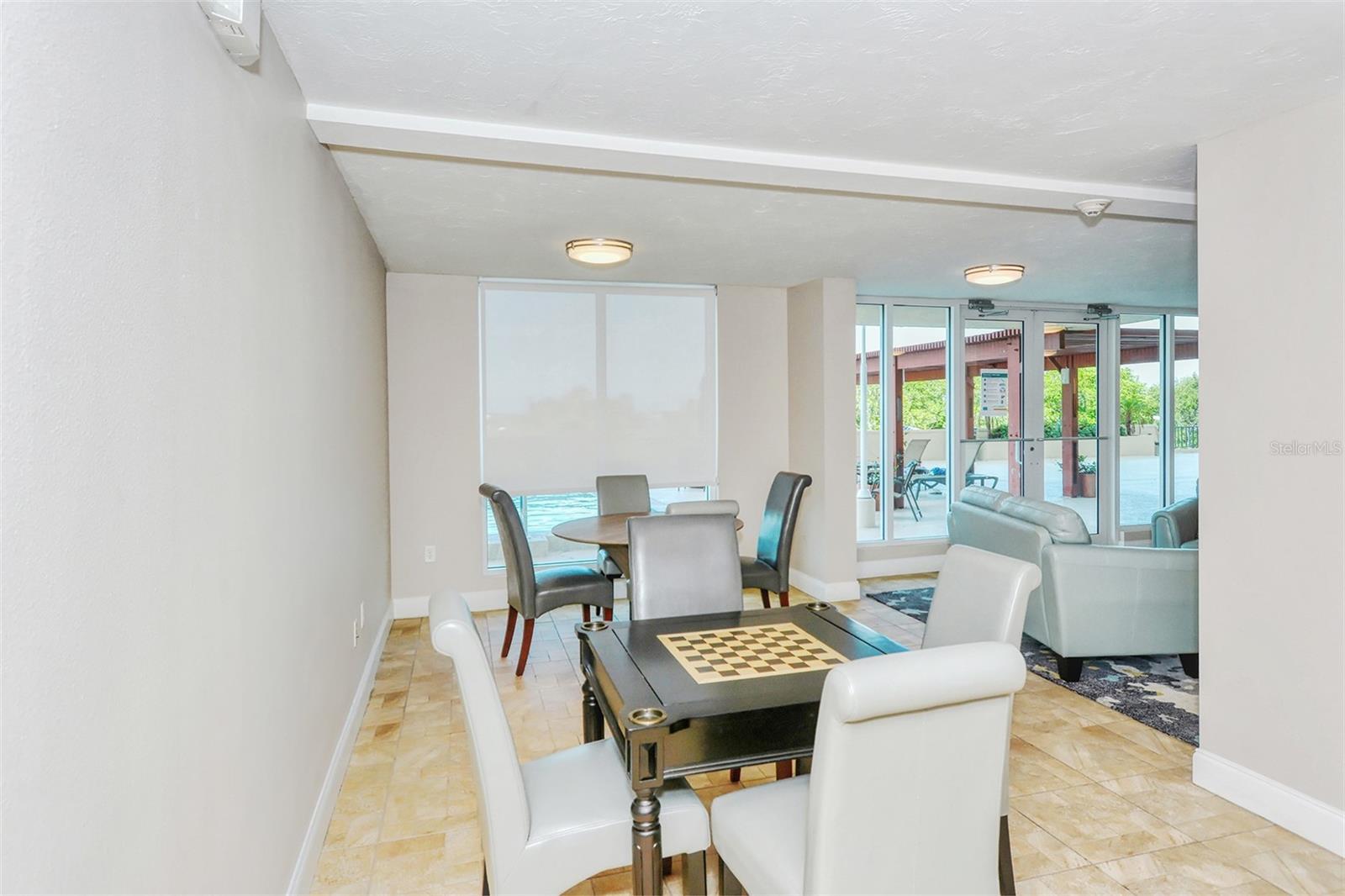 THE 101 CONDOMINIUM - Residential