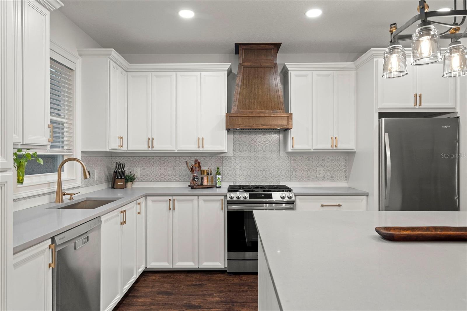 RIDGE MANOR ESTATE - Residential