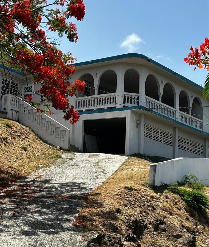 Live in paradise! This stunning property in Culebra offers 3 bedrooms and 2 full bathrooms, perfect for families or those seeking a spacious and comfortable space. The house sits on approximately 25 acres of land, providing plenty of room to enjoy and expand as you wish.