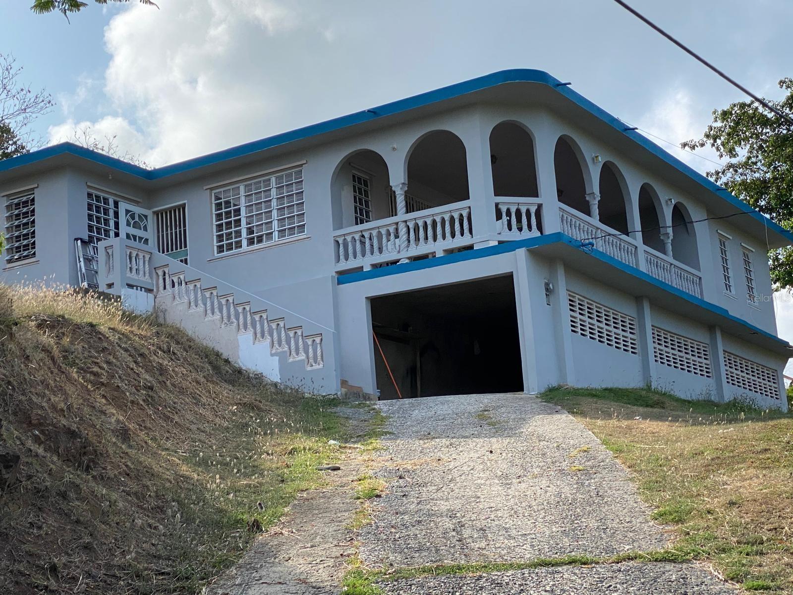 SUBDIVISIÓN LEGAL DE FLAMENCO - Residential