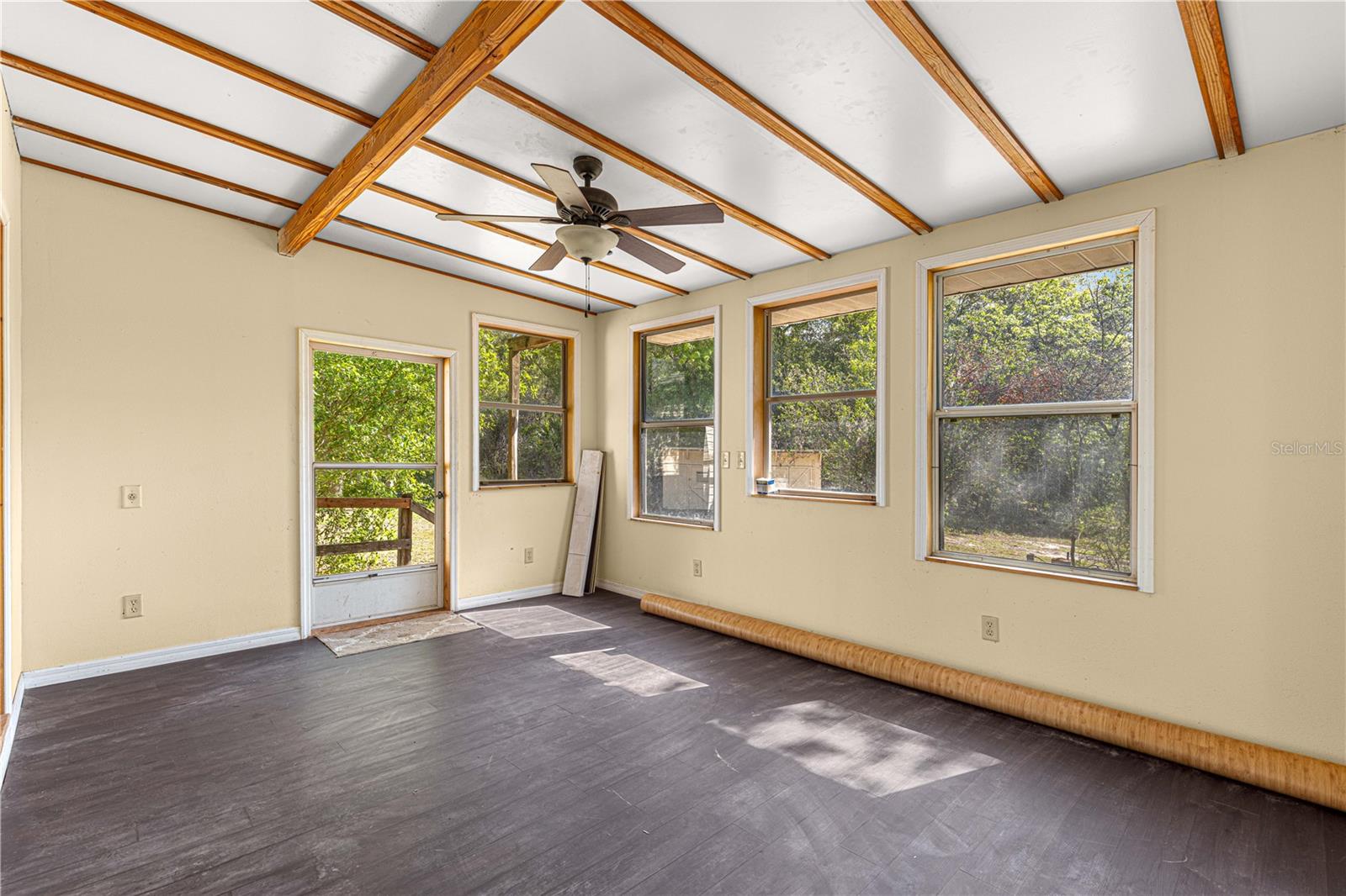 FOREST LAKES PARK - Residential