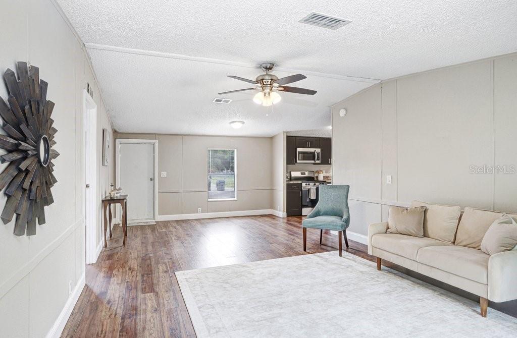 LEISURE ESTATES - Residential