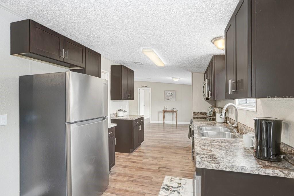 LEISURE ESTATES - Residential