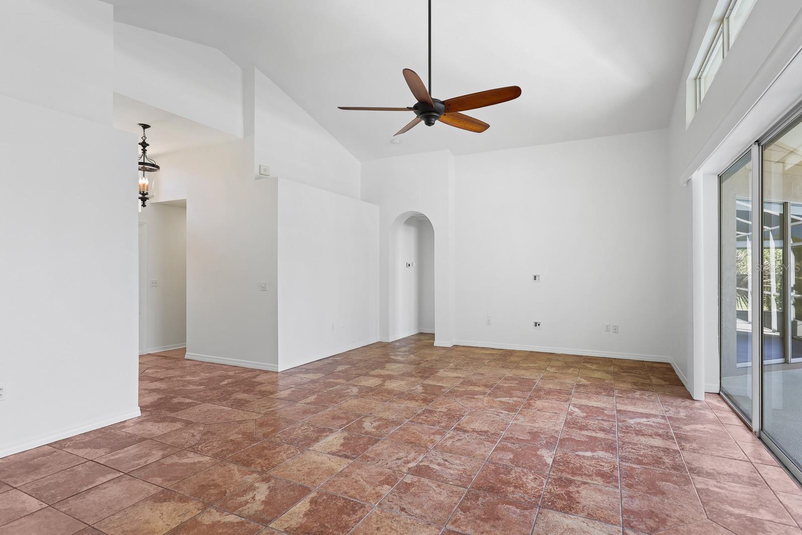 RIVER HILLS COUNTRY CLUB PH - Residential Lease