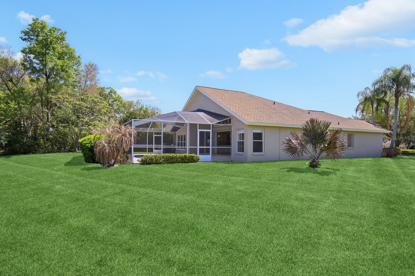 RIVER HILLS COUNTRY CLUB PH - Residential Lease