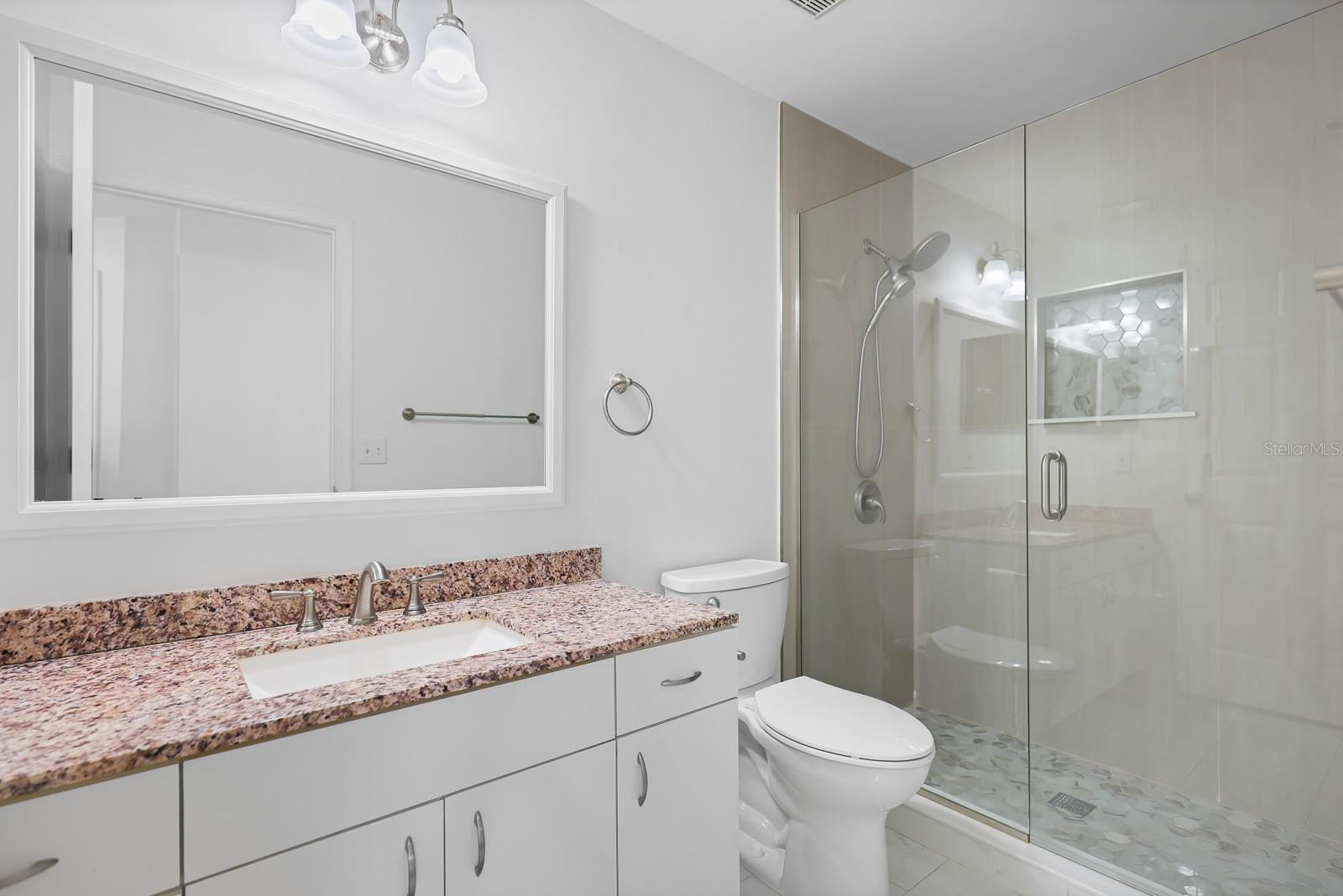 RIVER HILLS COUNTRY CLUB PH - Residential Lease