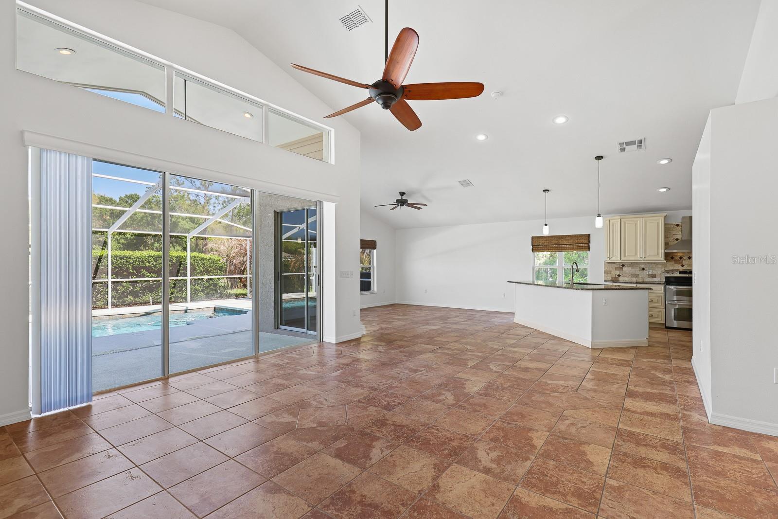 RIVER HILLS COUNTRY CLUB PH - Residential Lease