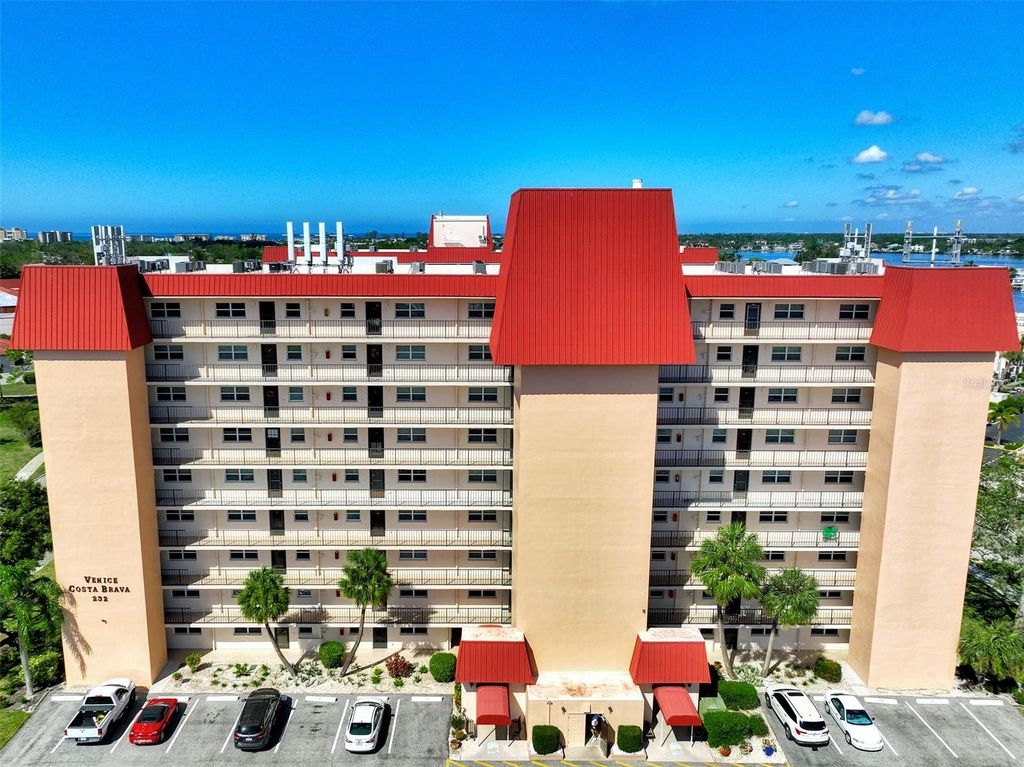 Photo of 232 Saint Augustine Avenue #505, Venice, FL 34285 (MLS # N6142174)