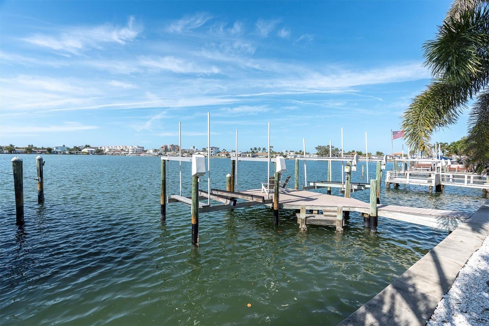 SUNRAY BEACH HOMES - Residential