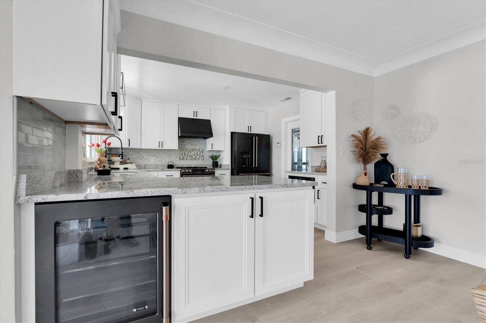 SUNRAY BEACH HOMES - Residential