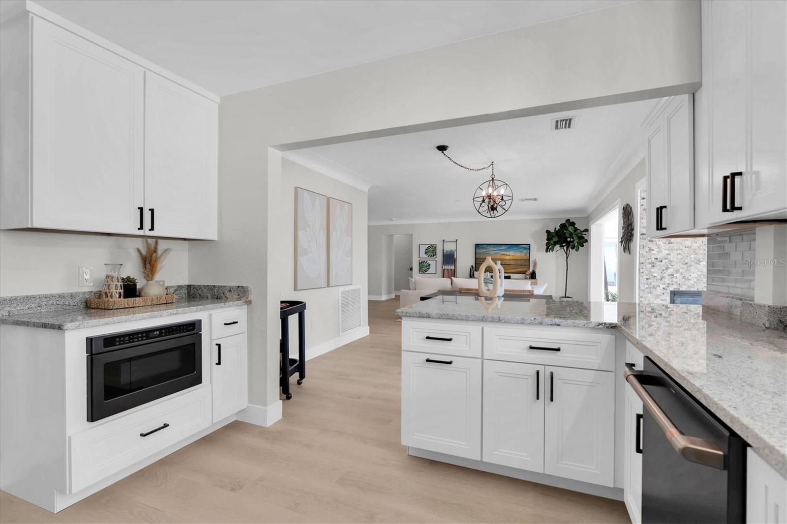 SUNRAY BEACH HOMES - Residential