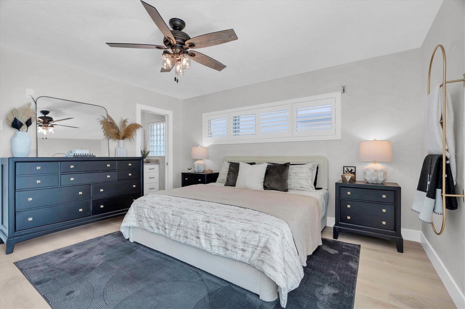 SUNRAY BEACH HOMES - Residential