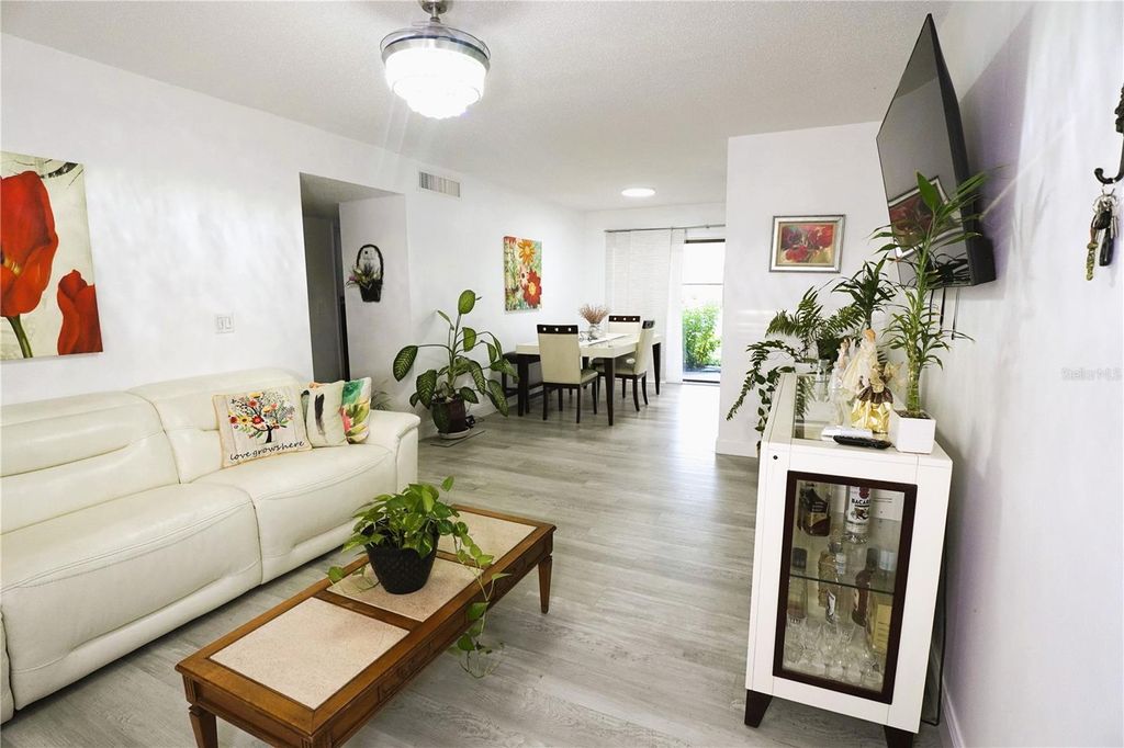 Photo of 1920 E Edgewood Drive #C5, Lakeland, FL 33803 (MLS # L4954939)