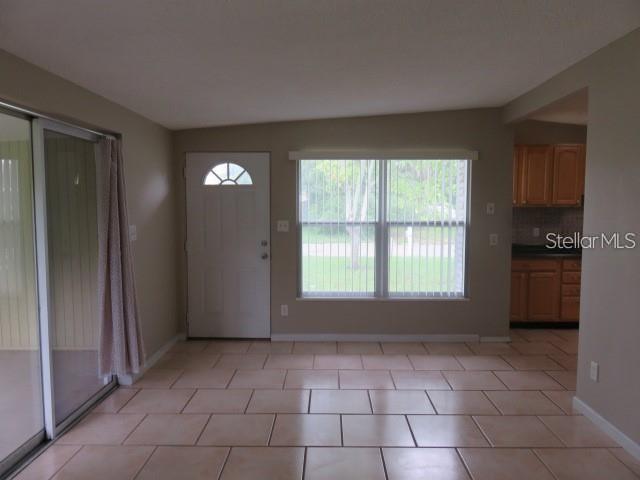 BAYSHORE GARDENS SEC 9-B - Residential Lease