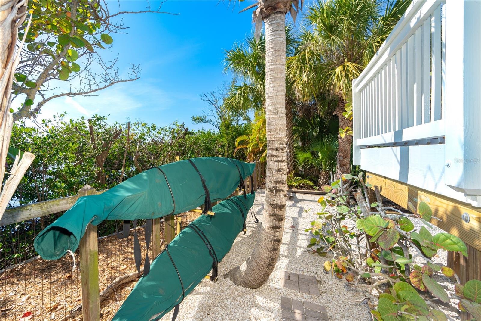 PALM ISLAND ESTATES - Residential