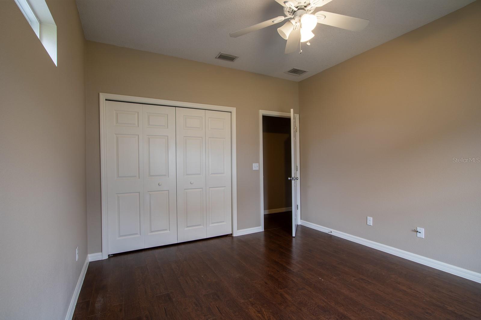 SOUTH POINTE PH 1 UNIT 5-B - Residential