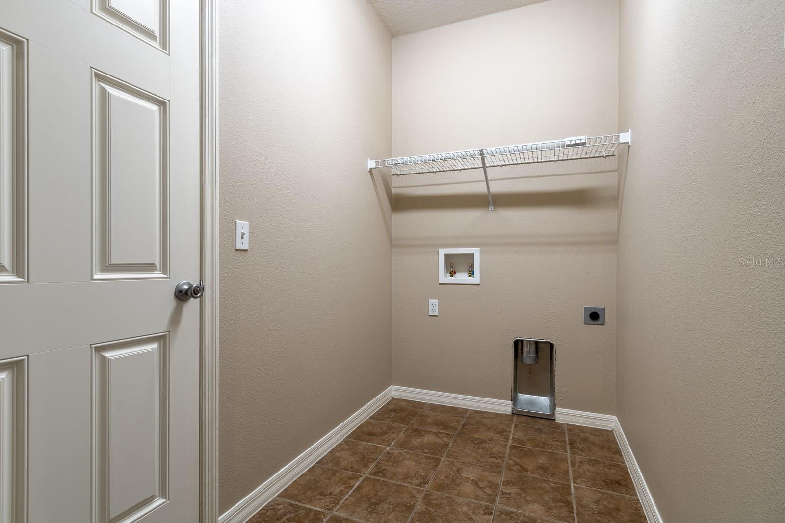 SOUTH POINTE PH 1 UNIT 5-B - Residential