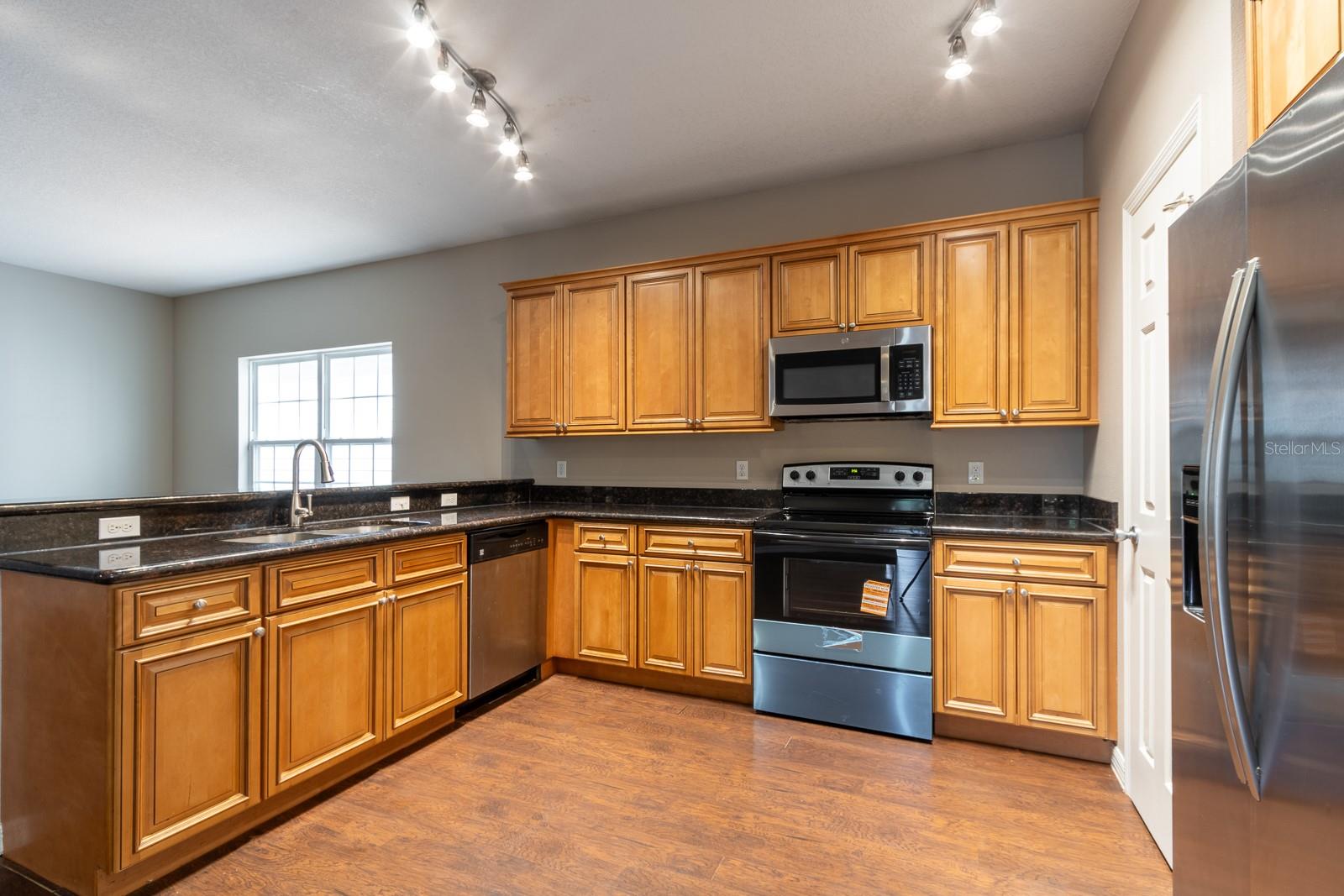 SOUTH POINTE PH 1 UNIT 5-B - Residential