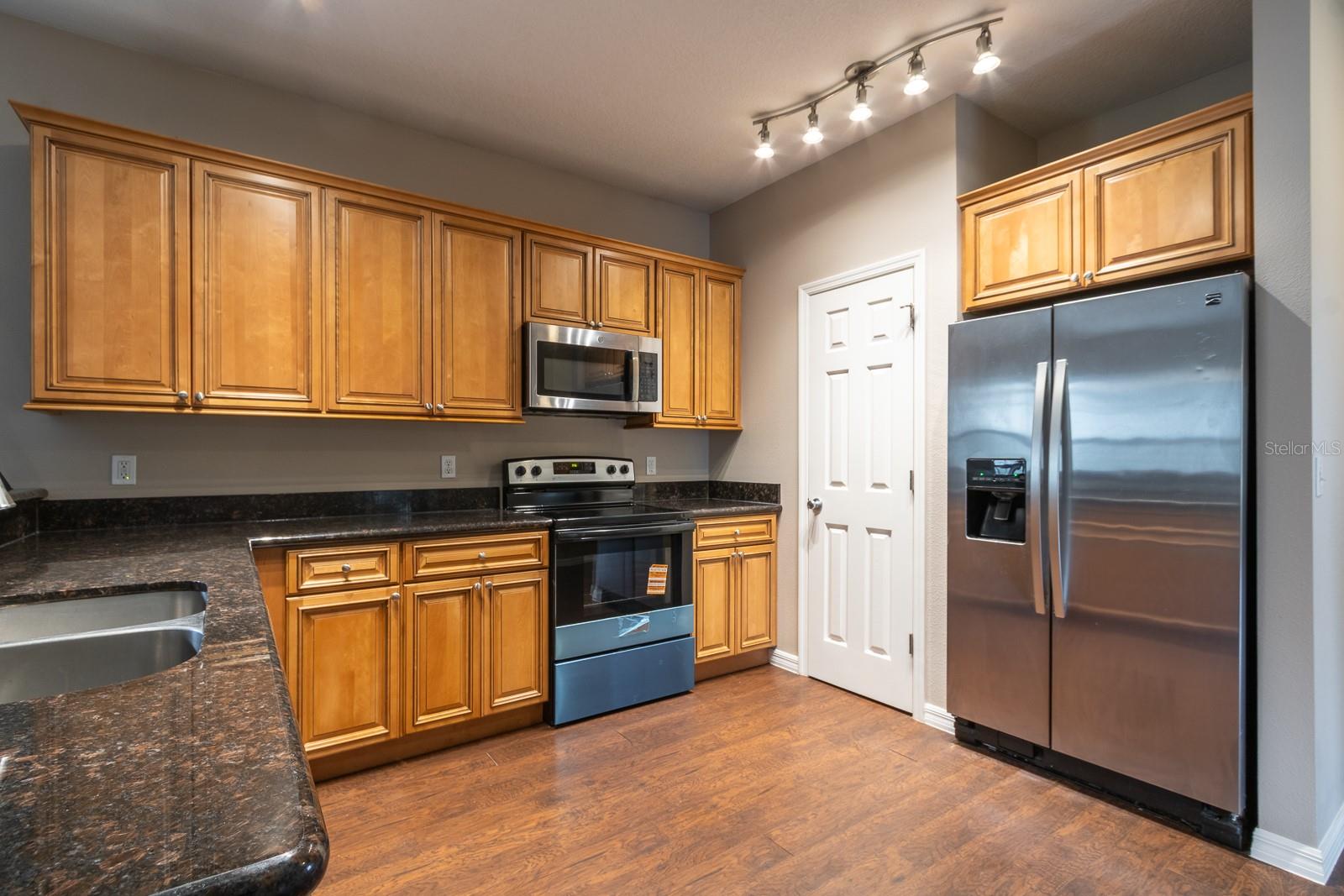 SOUTH POINTE PH 1 UNIT 5-B - Residential