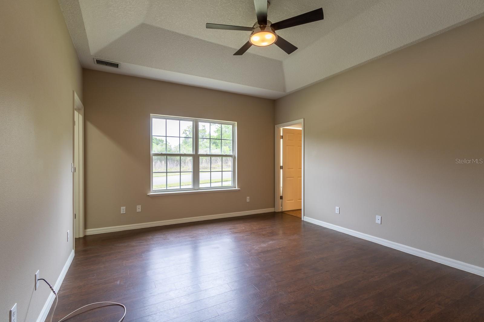 SOUTH POINTE PH 1 UNIT 5-B - Residential