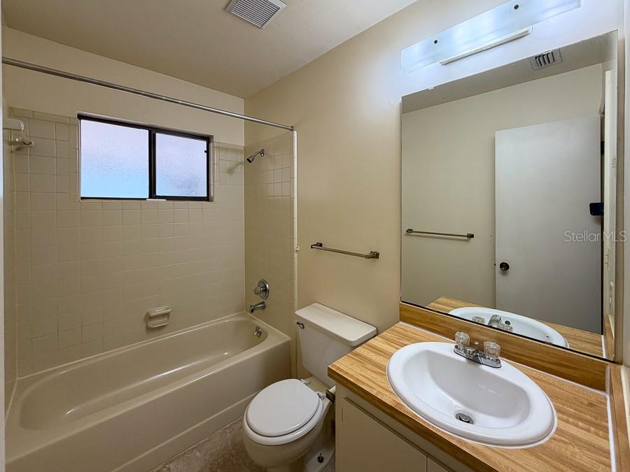 TURKEY CREEK FOREST UNIT 1 REP - Residential Lease