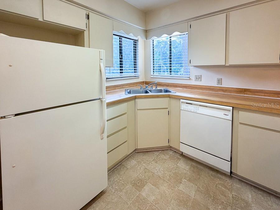 TURKEY CREEK FOREST UNIT 1 REP - Residential Lease