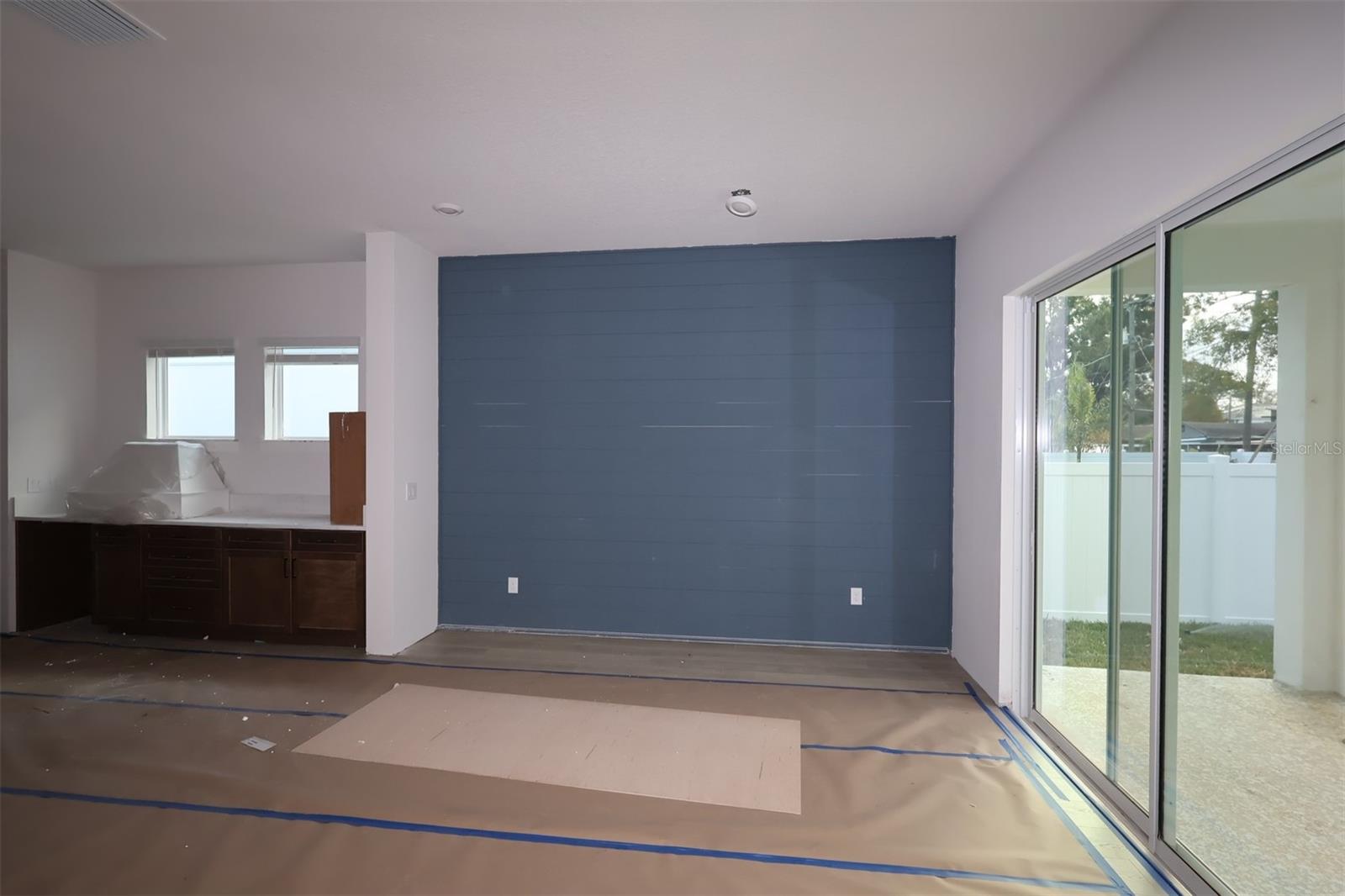 RIVERSIDE NORTH - Residential