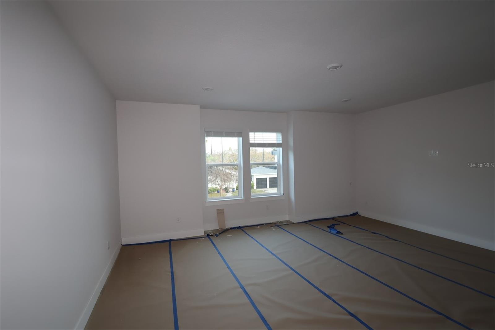 RIVERSIDE NORTH - Residential