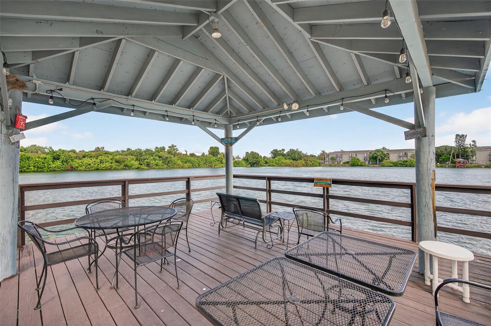 WATERS EDGE 4 CONDO - Residential