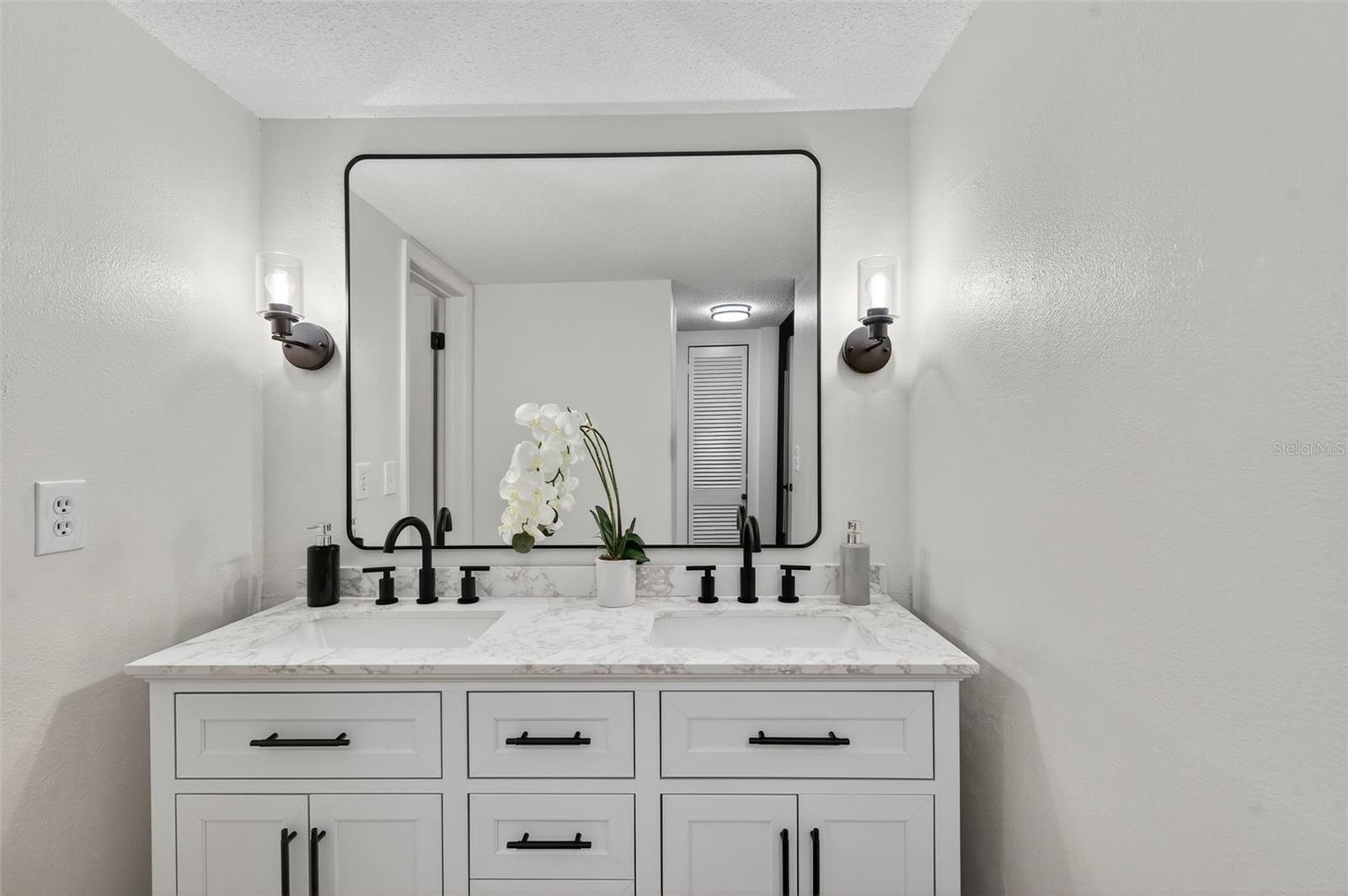 WATERS EDGE 4 CONDO - Residential