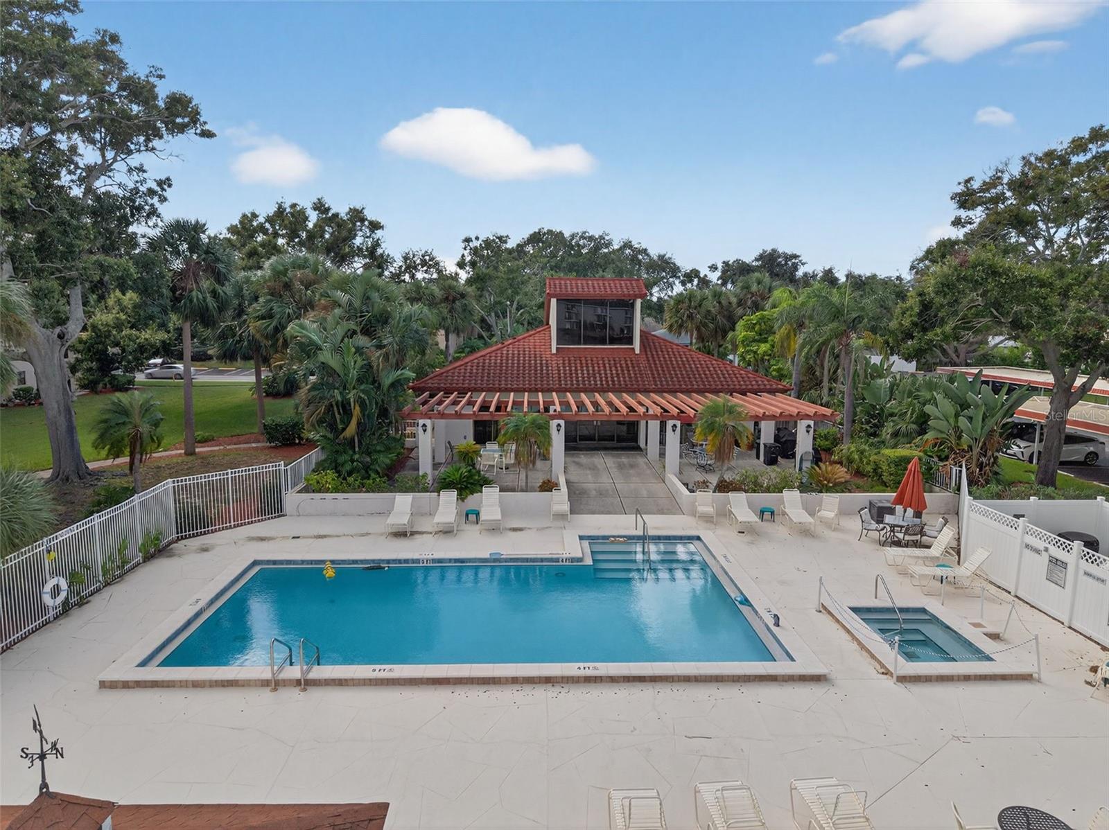 WATERS EDGE 4 CONDO - Residential
