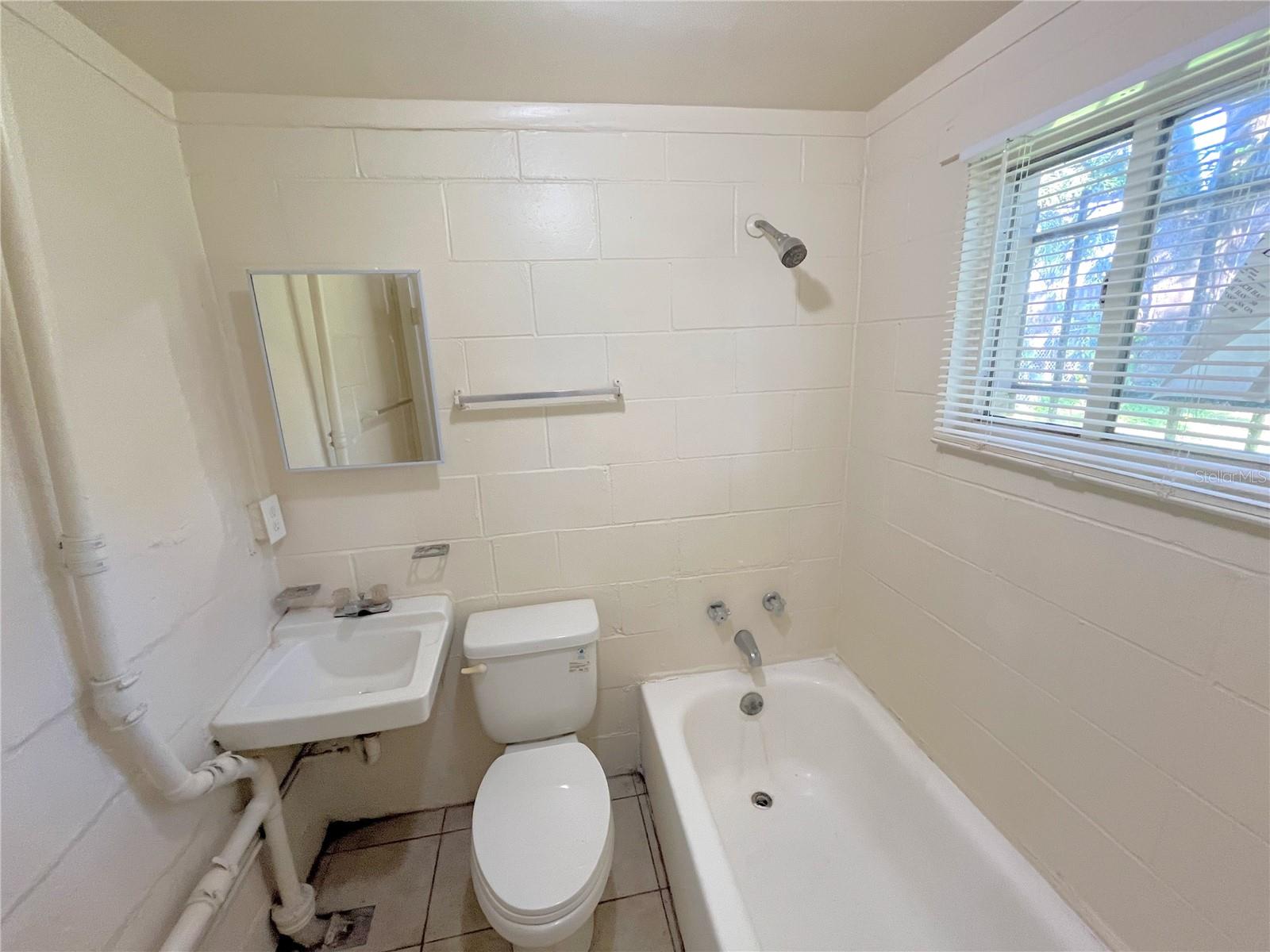 JAMES A WOODS SUB - Residential Lease