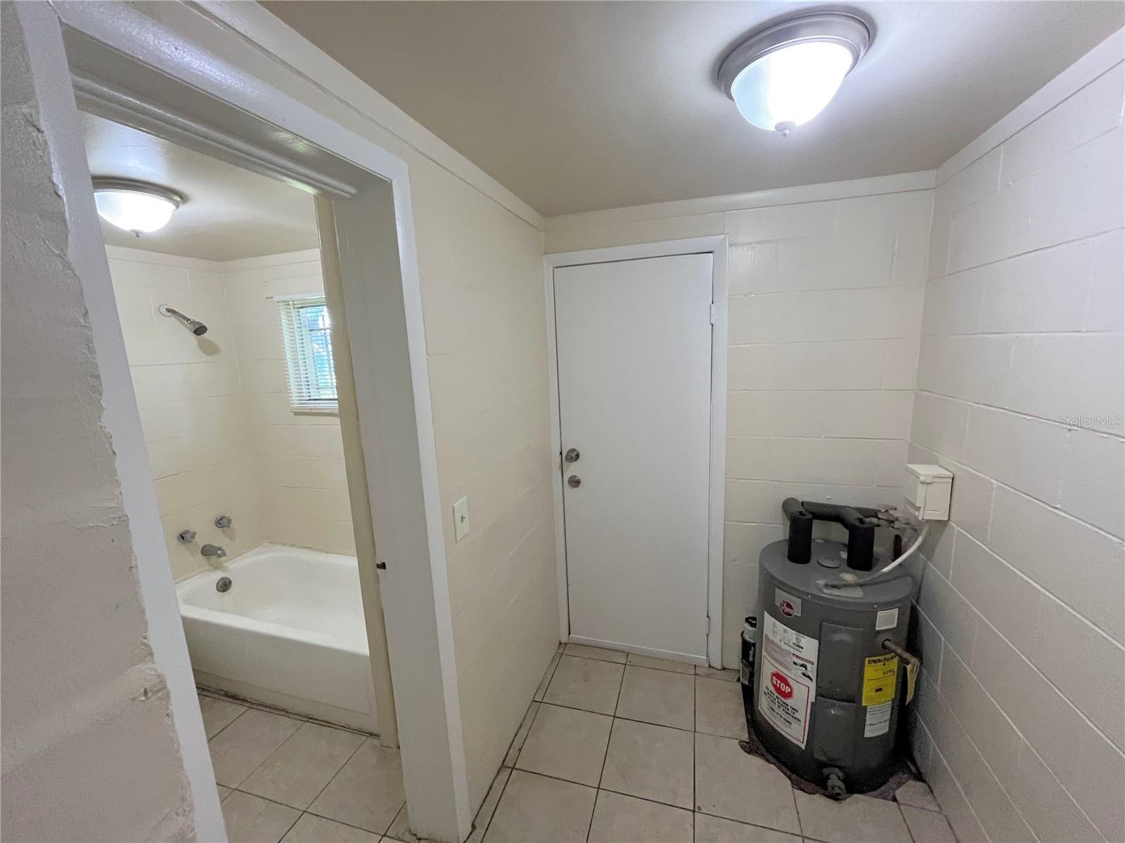 JAMES A WOODS SUB - Residential Lease