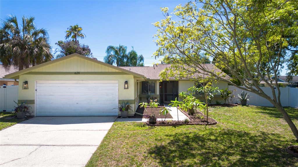 Photo of 629 Bay Lake Trail, Oldsmar, FL 34677 (MLS # TB8517300)
