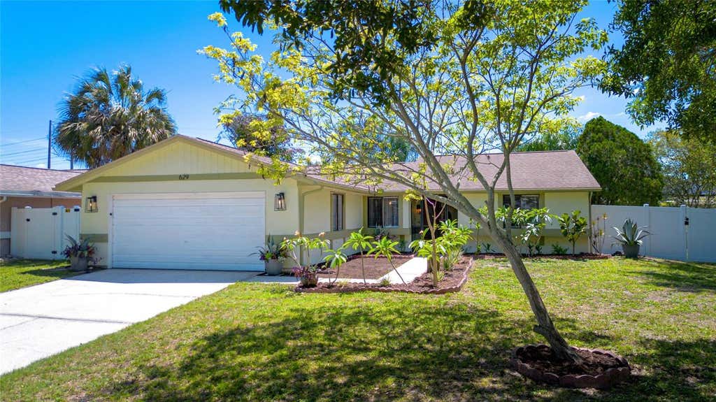 Photo of 629 Bay Lake Trail, Oldsmar, FL 34677 (MLS # TB8517300)