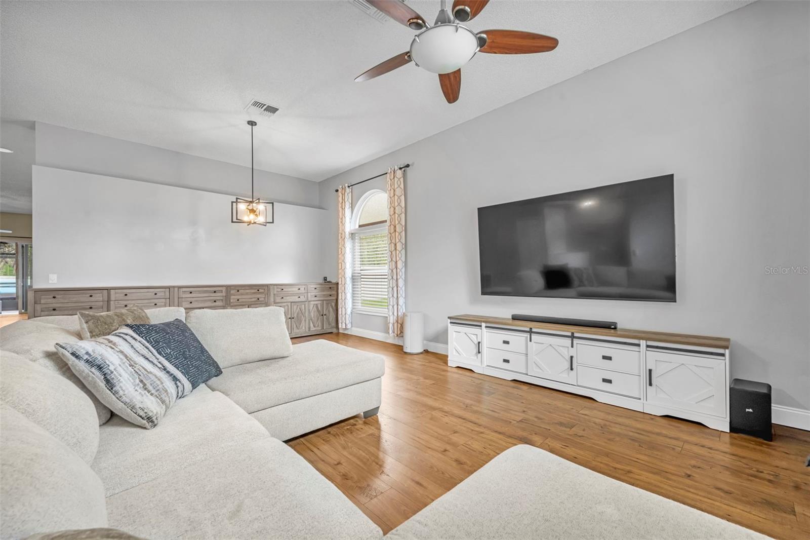 CARILLON - Residential