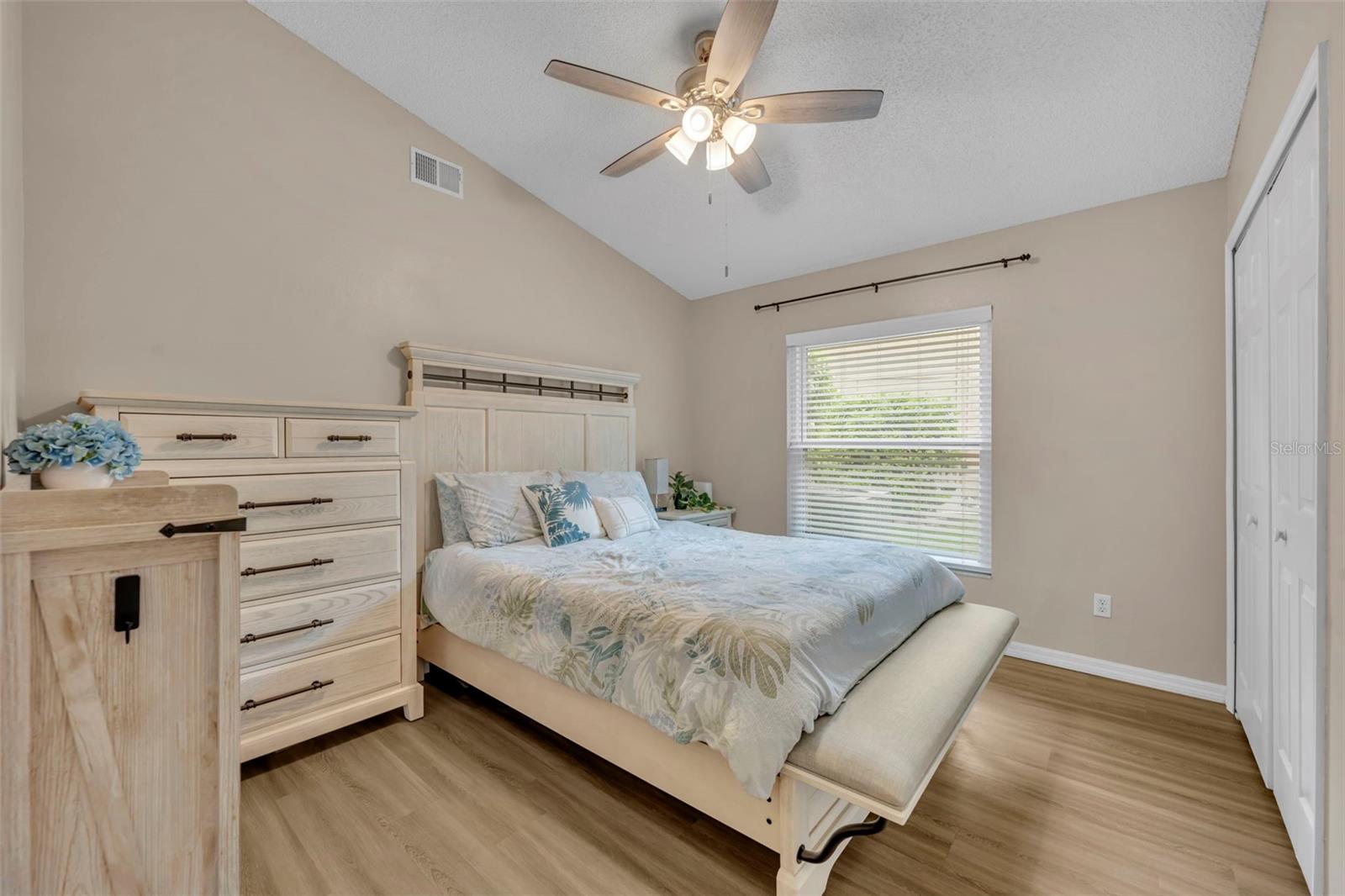 CARILLON - Residential