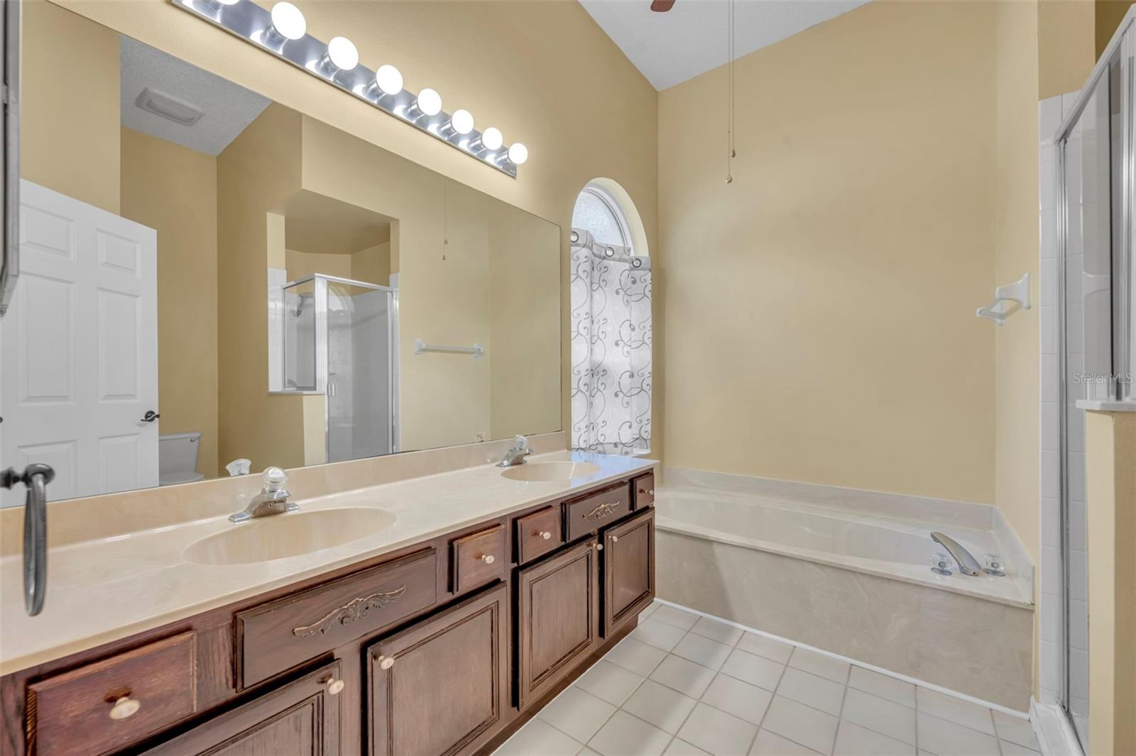 CARILLON - Residential