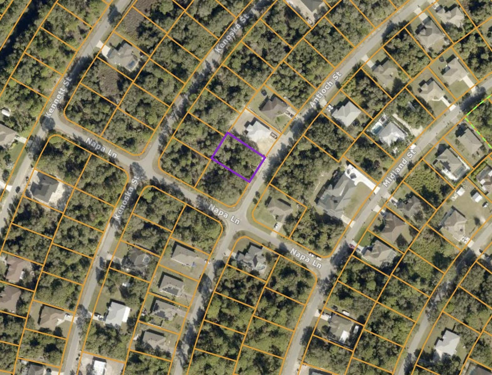 Beautiful property ready to build your new home! Located in a desirable and rapidly growing residential neighborhood area of North Port, Sarasota County. Owner financing available. Invest today!