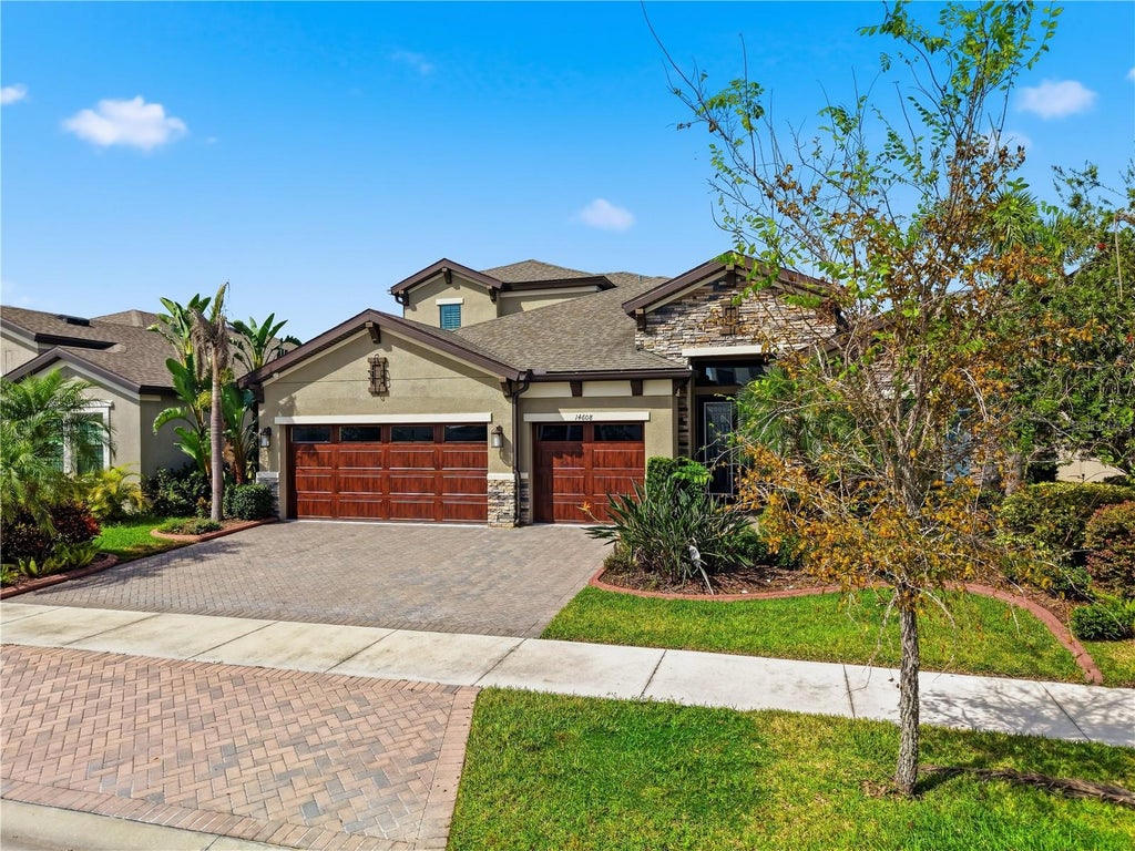 Photo of 14608 Red Castle Avenue, Lithia, FL 33547 (MLS # TB8557480)