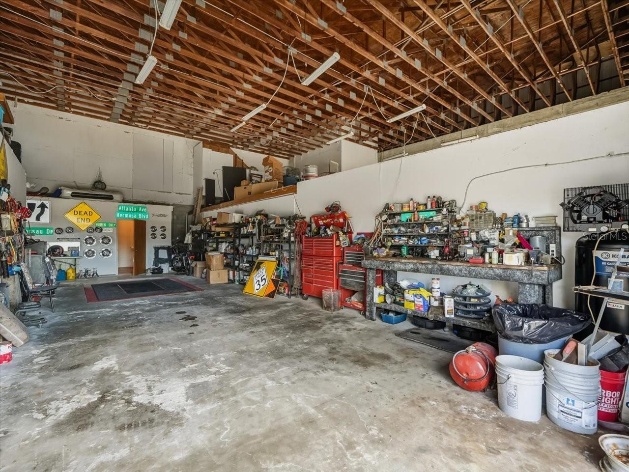 GULF COAST COMM CENTER - Commercial Sale